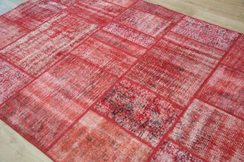 Patchwork Red 250x350 443156