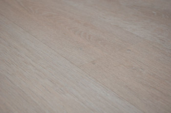 Vinyl Light Oak 210x610cm